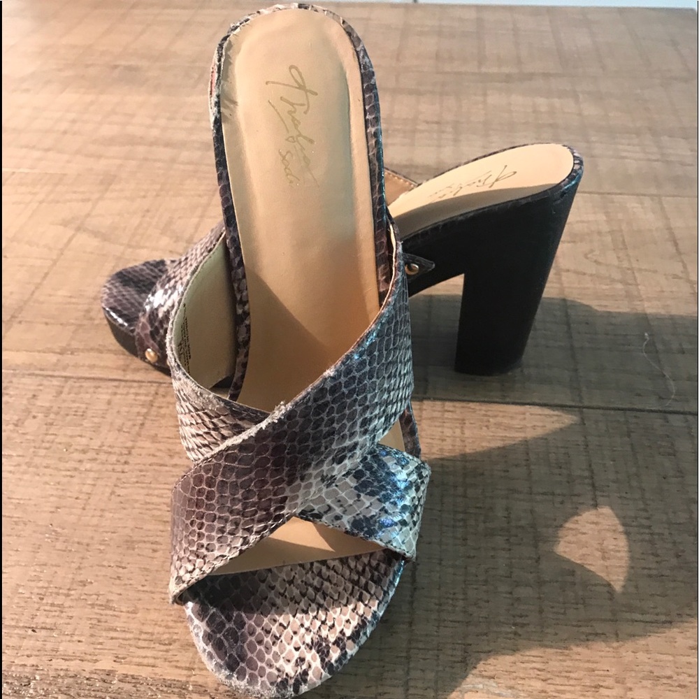 Thalía Sandals